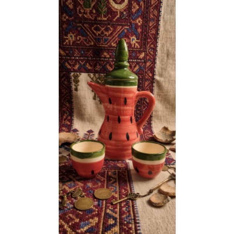 دلة حجم كبير مع 3 فناجين